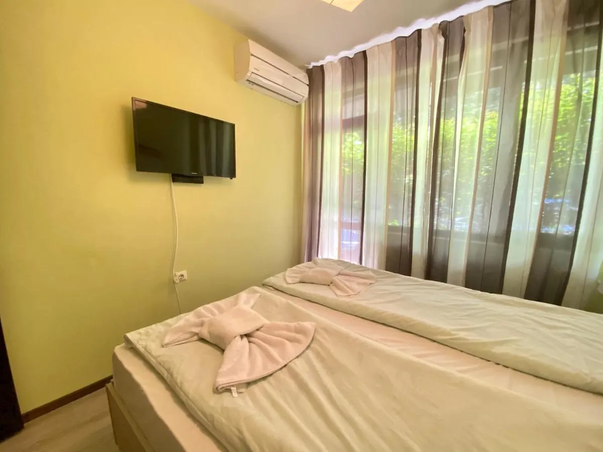Green Paradise Complex Apartment Primorsko