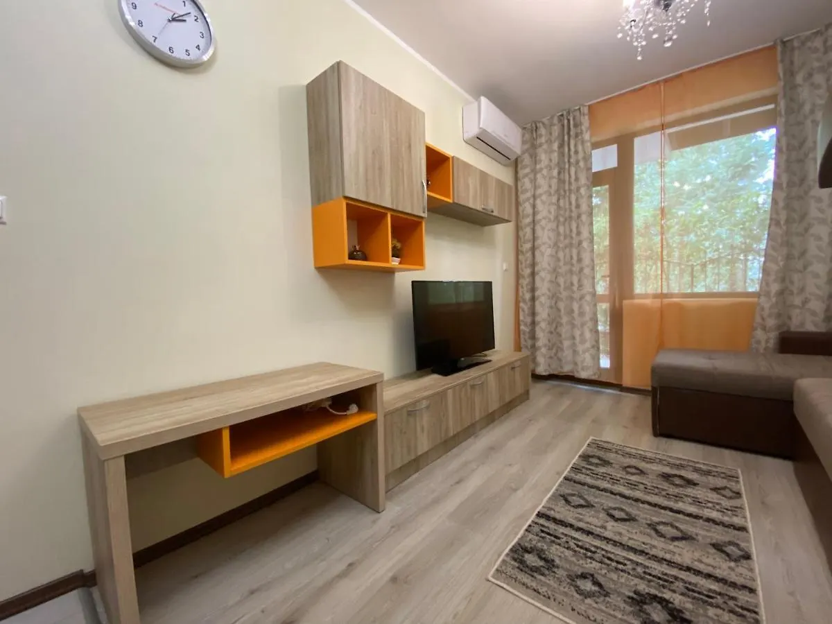Green Paradise Complex Apartment Primorsko