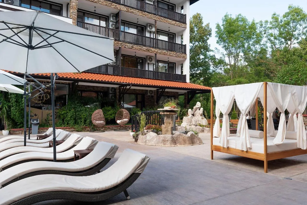 Green Paradise Complex Apartment Primorsko