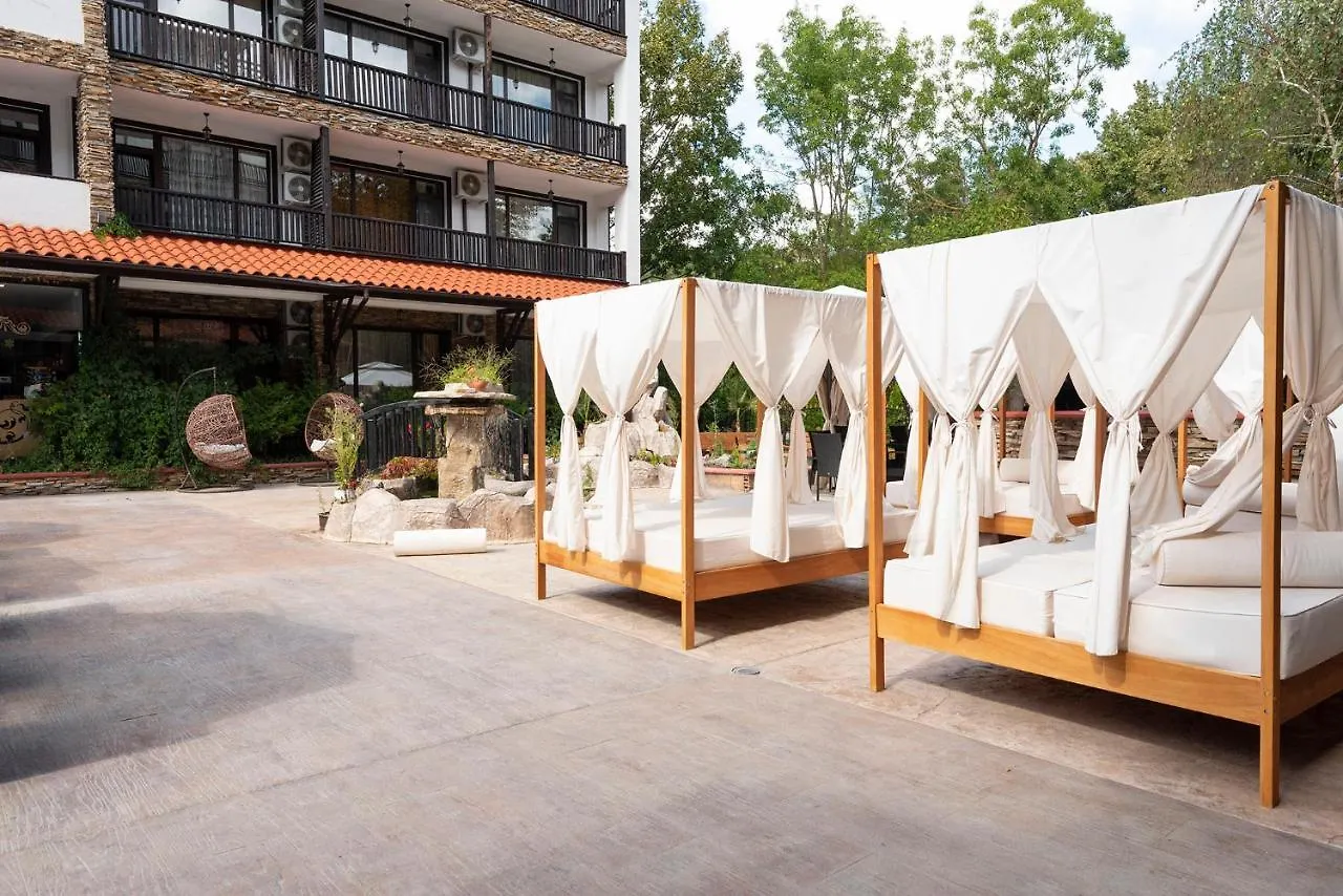 Green Paradise Complex Apartment Primorsko