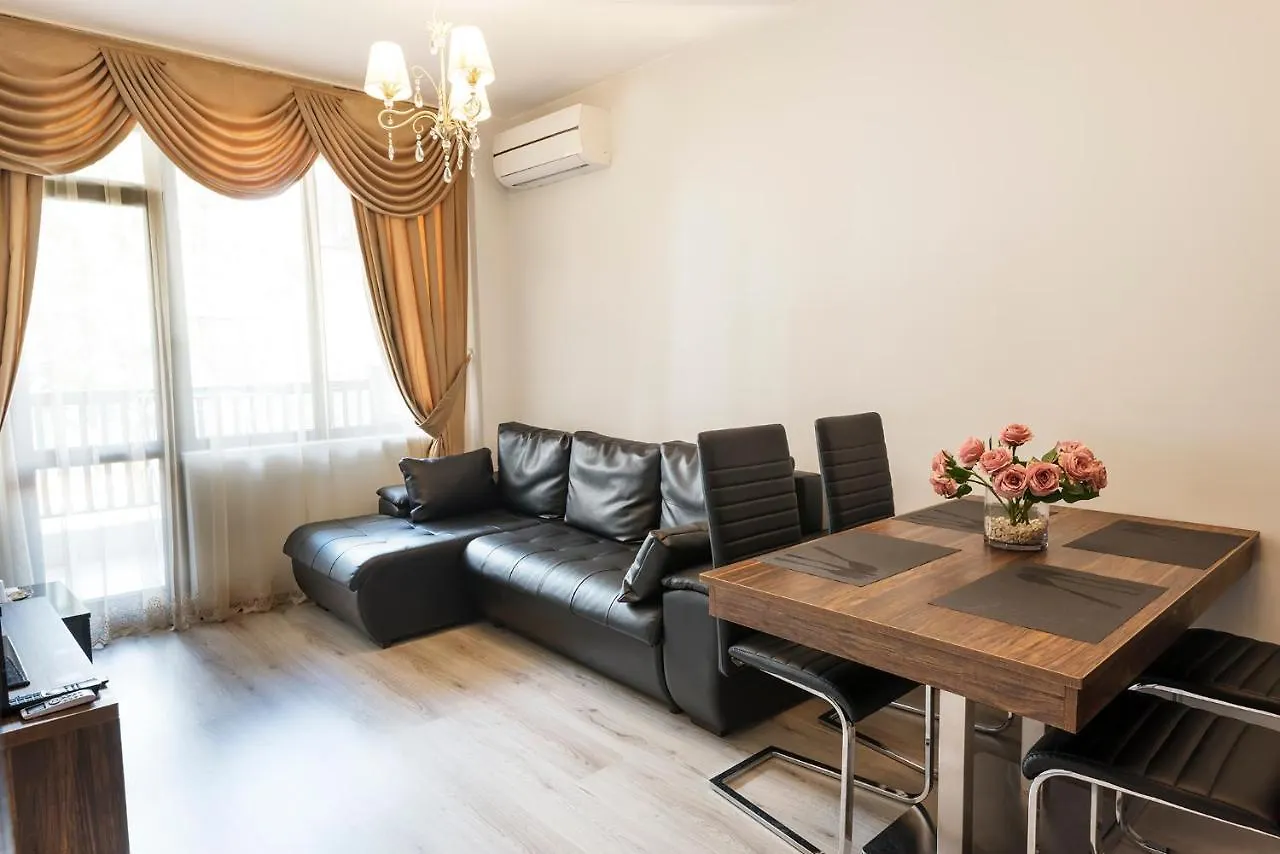 Green Paradise Complex Apartment Primorsko