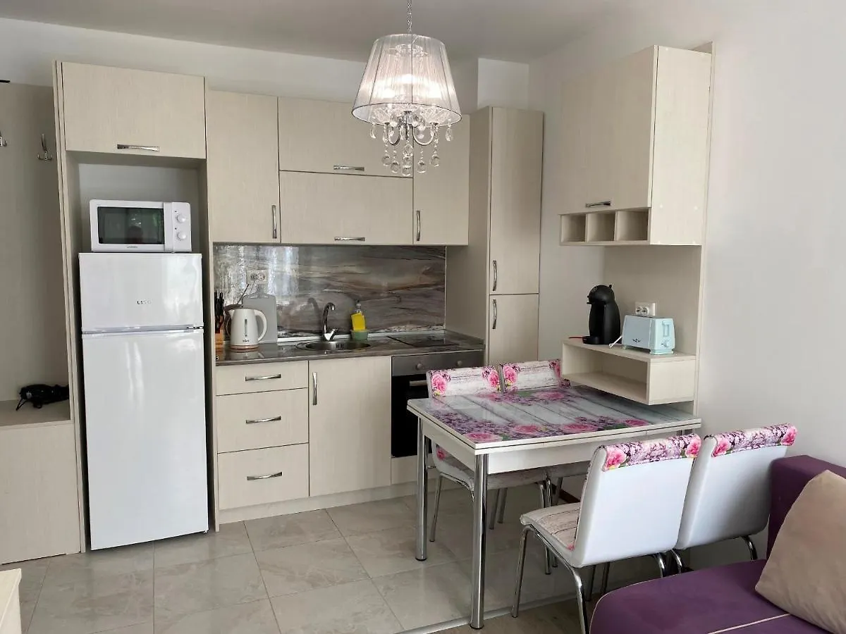 Green Paradise Complex Apartment Primorsko